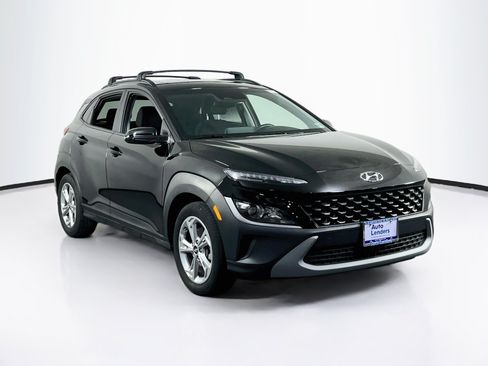 Used 2023 Hyundai Kona SEL w/ Convenience Package AWD/4WD image 3