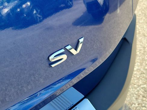 Used 2023 Nissan Rogue SV FWD image 7