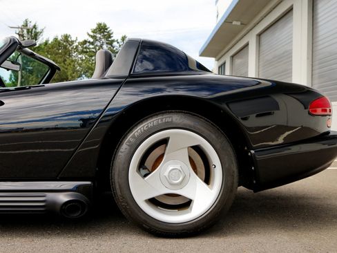 Used 1995 Dodge Viper RT/10 image 69