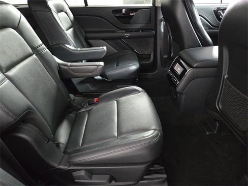 New 2025 Lincoln Aviator Premiere w/ Jet Appearance Package image 19