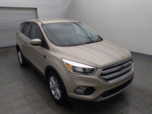 Used 2017 Ford Escape SE FWD image 13