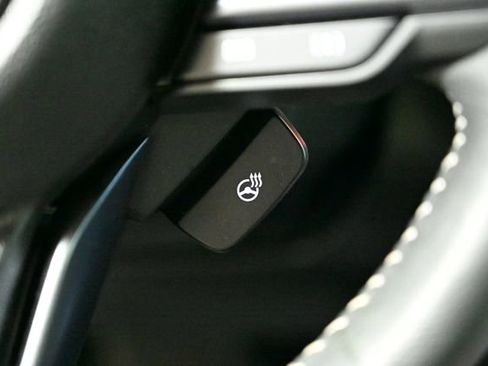 Used 2025 Subaru Forester Limited image 41