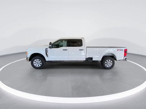 Used 2023 Ford F350 XLT w/ 360-Degree Camera Package AWD/4WD image 5
