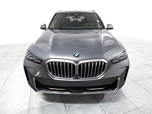 Used 2024 BMW X5 xDrive40i AWD/4WD image 3
