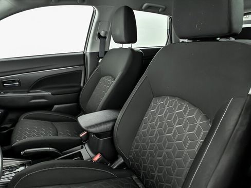 Used 2022 Mitsubishi Outlander Sport ES AWD/4WD image 16