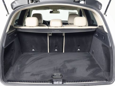 Used 2019 Mercedes-Benz GLC 300 w/ Premium Package image 14