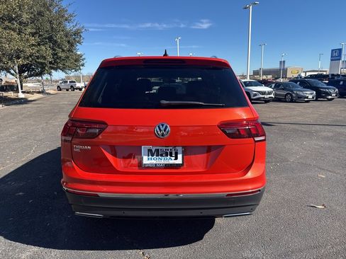 Used 2019 Volkswagen Tiguan SEL image 4