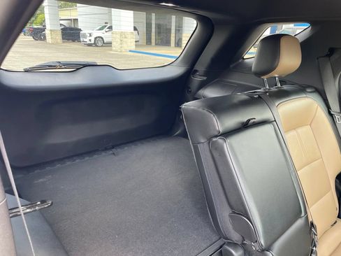 Used 2024 Chevrolet Equinox Premier FWD image 36