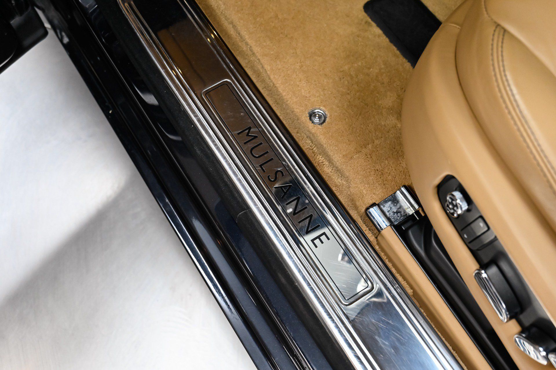 Used 2017 Bentley Mulsanne RWD image 44
