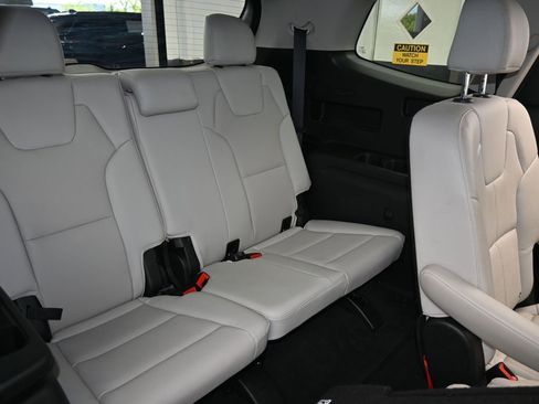 Used 2022 Kia Telluride EX w/ EX Premium Package image 49