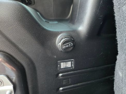 Used 2019 Jeep Wrangler Sport AWD/4WD image 38