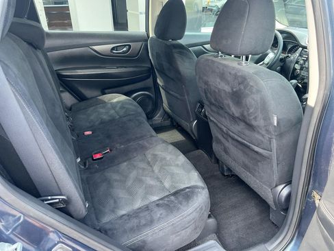 Used 2016 Nissan Rogue SV FWD image 11