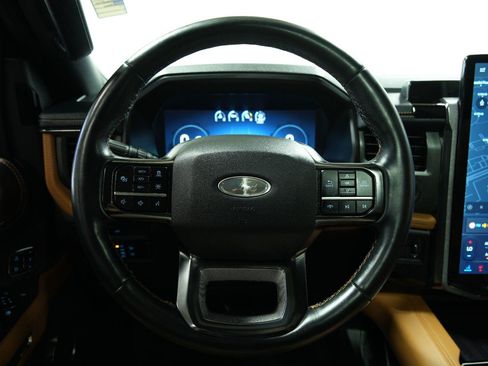 Used 2024 Ford Expedition Platinum AWD/4WD image 48