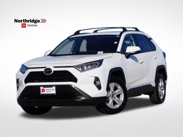 Used 2019 Toyota RAV4 XLE w/ Carpet Mat Package FWD image 1