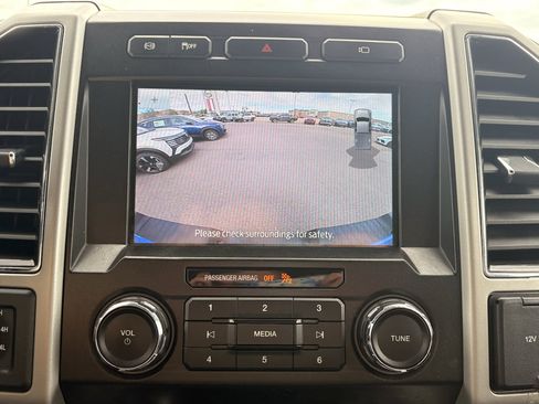 Used 2021 Ford F250 Lariat AWD/4WD image 22