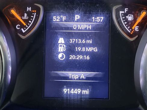 Used 2019 Jeep Wrangler Sport image 21