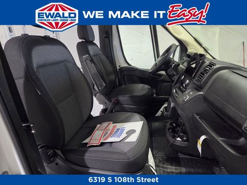 New 2026 RAM ProMaster 2500 w/ Premium Convenience Group FWD image 12