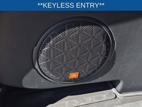 Used 2021 Toyota RAV4 Limited image 13