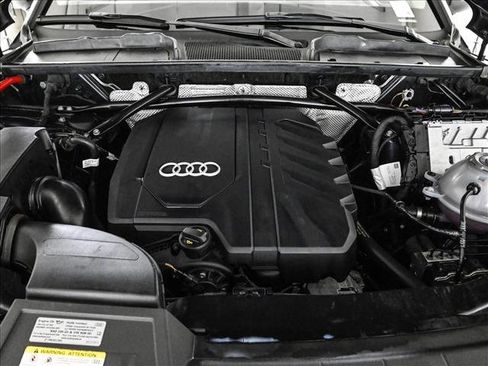 Used 2023 Audi Q5 2.0T Premium Plus w/ Premium Plus Package AWD/4WD image 24