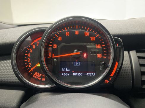 Used 2018 MINI Cooper Convertible image 14