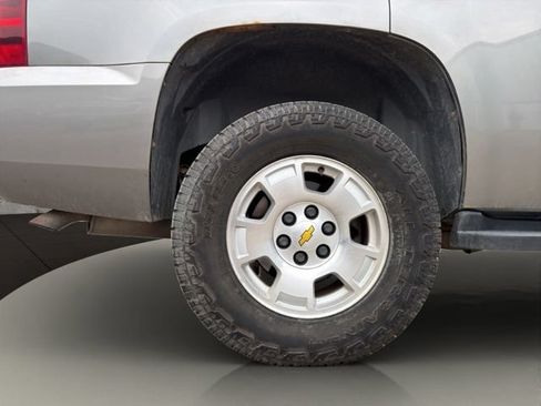 Used 2009 Chevrolet Tahoe LT w/ Convenience Package AWD/4WD image 37