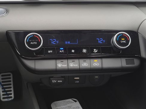 New 2026 Hyundai Elantra Sport FWD image 17