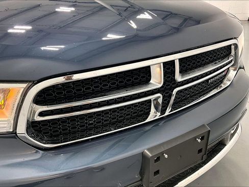 Used 2019 Dodge Durango SXT image 37