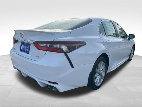 Used 2024 Toyota Camry SE FWD image 7