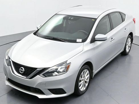 Used 2019 Nissan Sentra SV FWD image 35