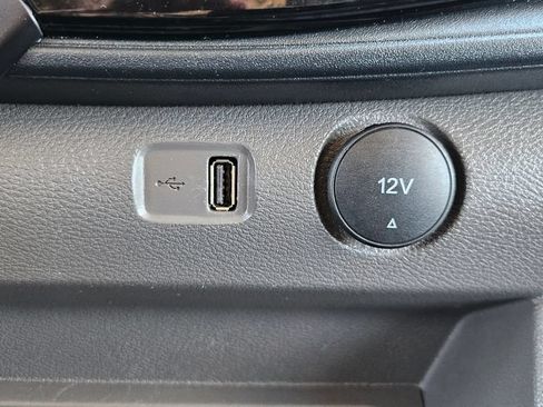Used 2025 Ford Transit 350 XLT RWD image 34