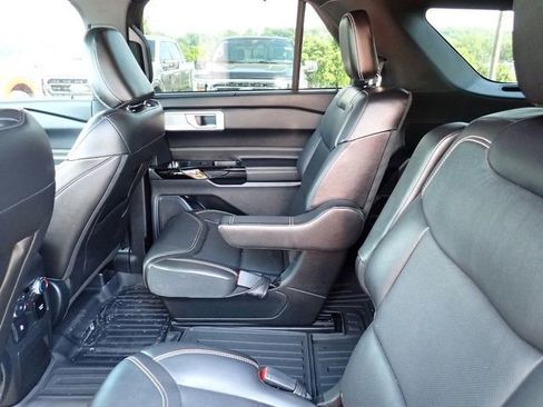 Used 2022 Ford Explorer ST w/ Equipment Group 401A AWD/4WD image 12