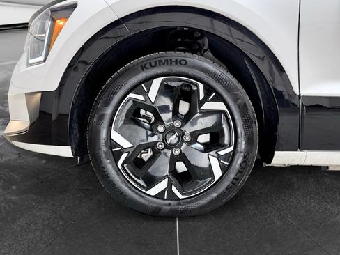 Used 2024 Kia Niro Wind FWD image 31