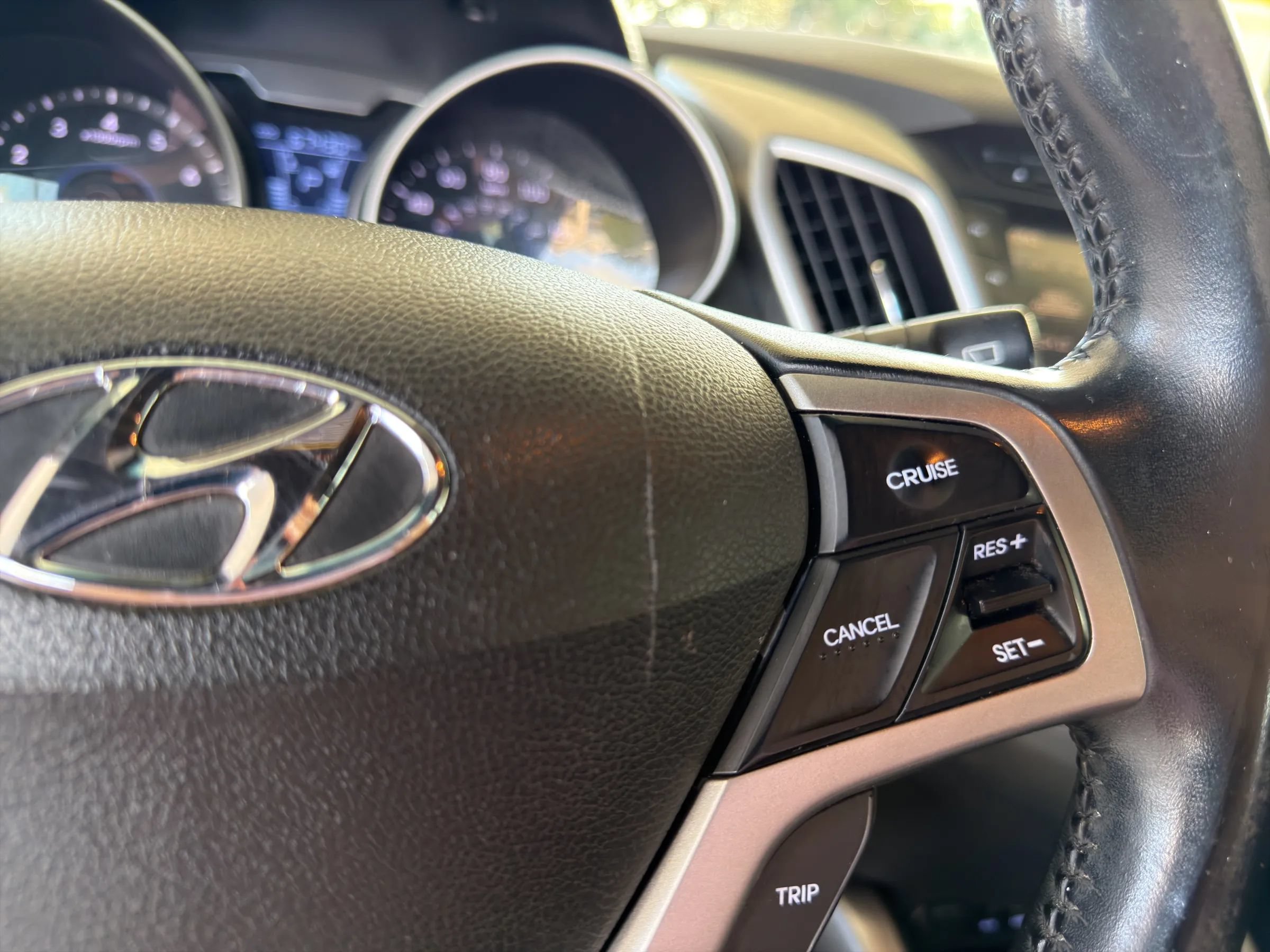 Used 2016 Hyundai Veloster w/ Option Group 02 FWD image 26