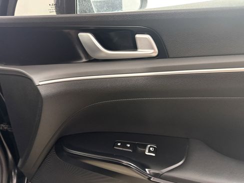 Used 2022 Kia K5 LX FWD image 30