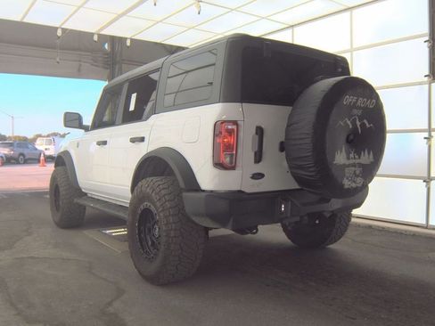 Used 2024 Ford Bronco Big Bend AWD/4WD image 3