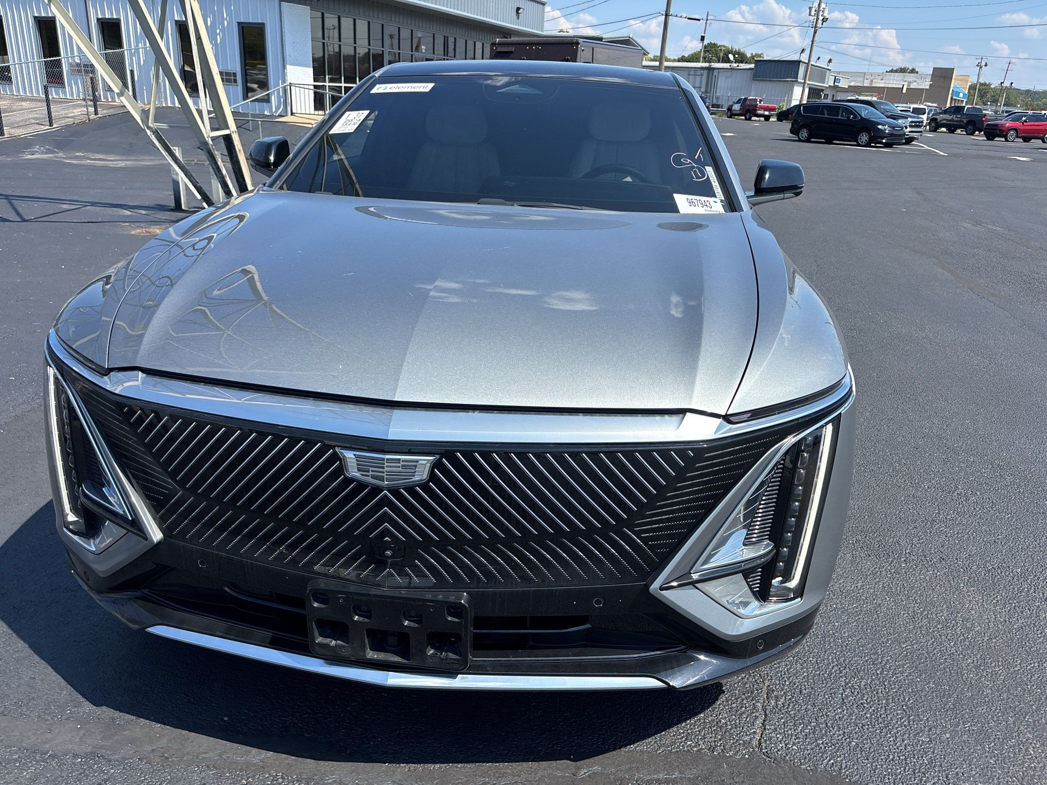 Used 2024 Cadillac Lyriq Luxury RWD image 2