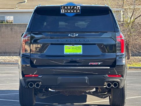 Used 2025 Chevrolet Suburban RST image 11