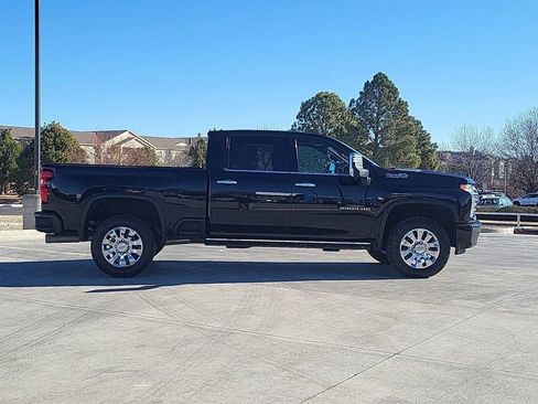 Used 2021 Chevrolet Silverado 2500 High Country w/ Z71 Off-Road Package image 9