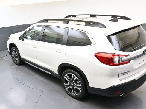 New 2025 Subaru Ascent Limited image 38