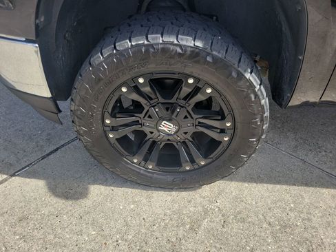 Used 2012 GMC Sierra 1500 SLE w/ Power Tech Package image 29