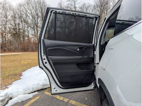 Used 2020 Honda Pilot EX-L image 10