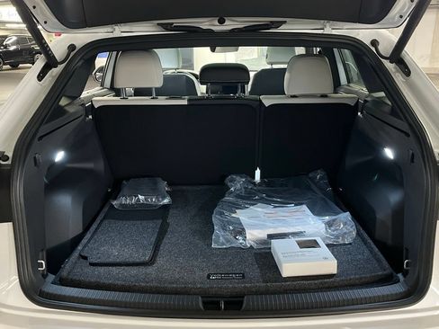 New 2026 Volkswagen Atlas Cross Sport SEL Premium R-Line AWD/4WD image 39