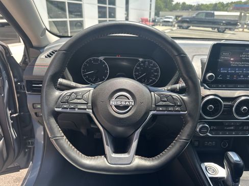 Used 2024 Nissan Sentra SR w/ SR Premium Package FWD image 11