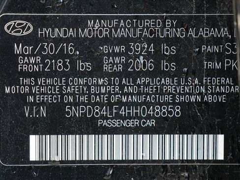 Used 2017 Hyundai Elantra Limited FWD image 16