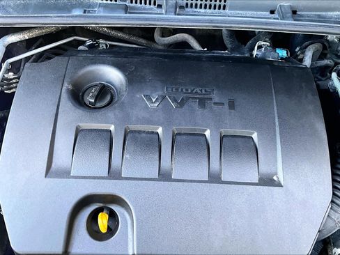 Used 2014 Toyota Corolla S FWD image 30