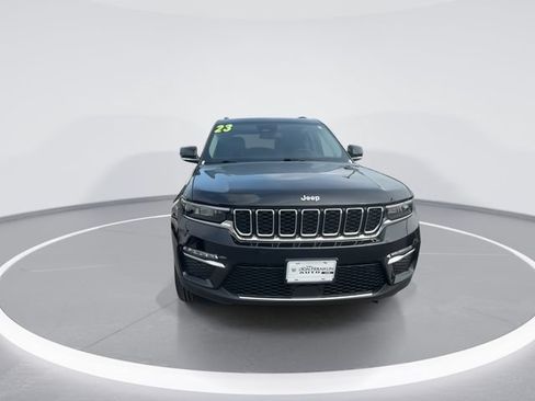 Used 2023 Jeep Grand Cherokee Limited AWD/4WD image 3