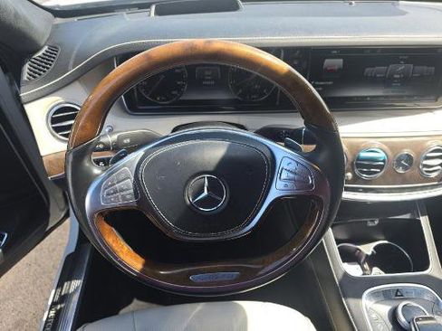 Used 2015 Mercedes-Benz S 550 4MATIC Sedan image 6