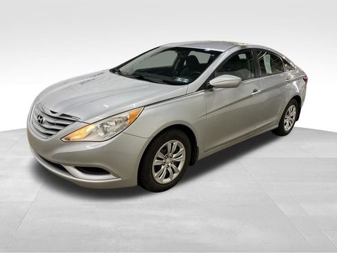 Used 2013 Hyundai Sonata GLS FWD image 3