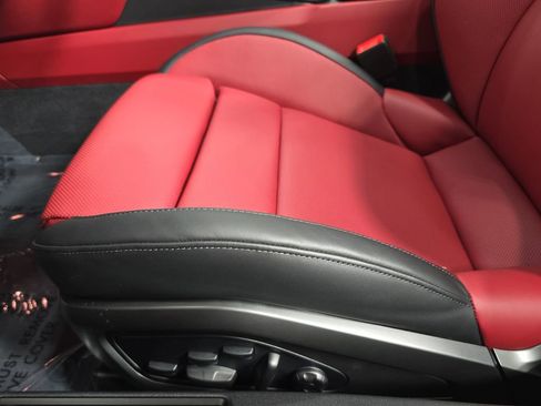 New 2026 Porsche 911 Carrera 4S image 23