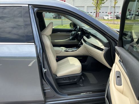 Used 2023 INFINITI QX60 Sensory w/ Vision Package AWD/4WD image 34